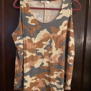 NWOT Womens Camo Tank Top
